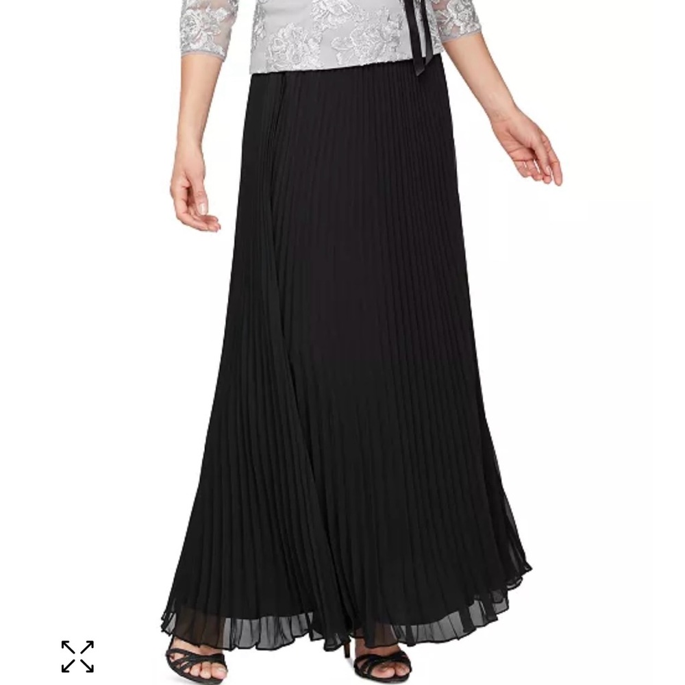 Alex Evenings NWT